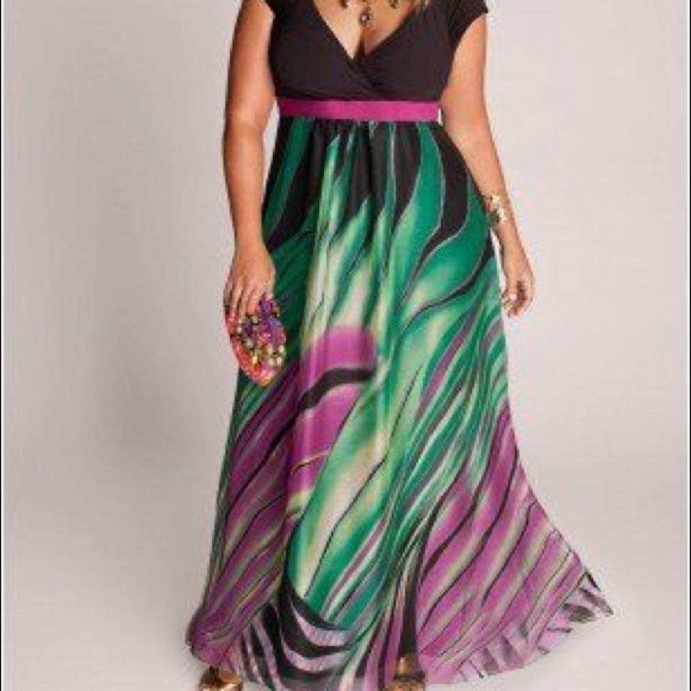 IGGI Maxi Dress. 14/16